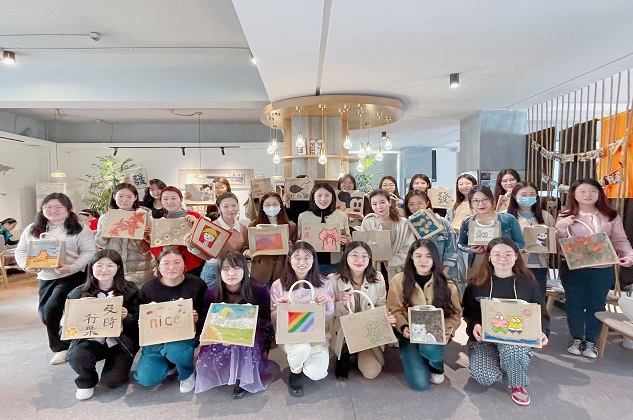 封面.jpg 封面.jpg